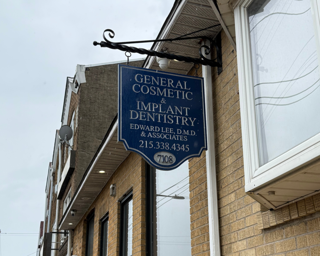 torresdale dental associates exterior sign